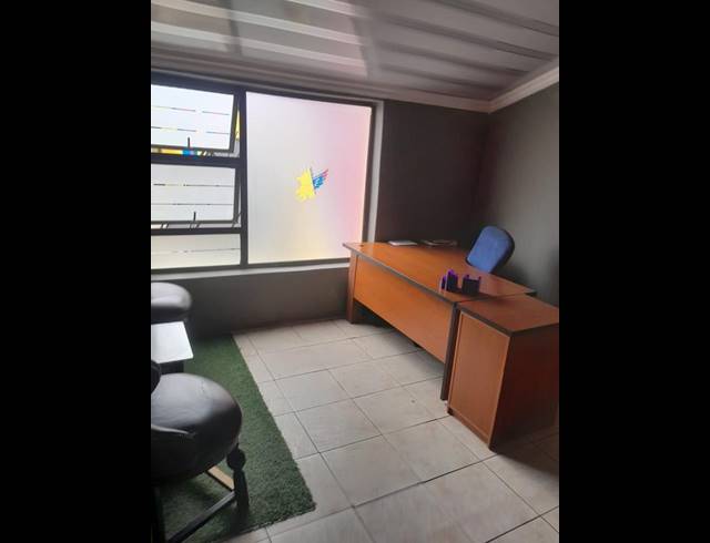 BUSINESS FOR SALE IN DIEPKLOOF ZONE 1